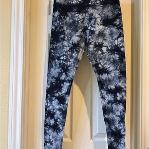 Wild Fable Black and White Tie-Dye Leggings